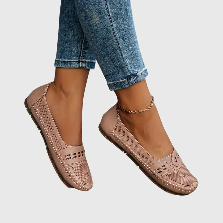 Paloma | Damenloafers ohne Schnürsenkel mit perforiertem, lässigem Design
