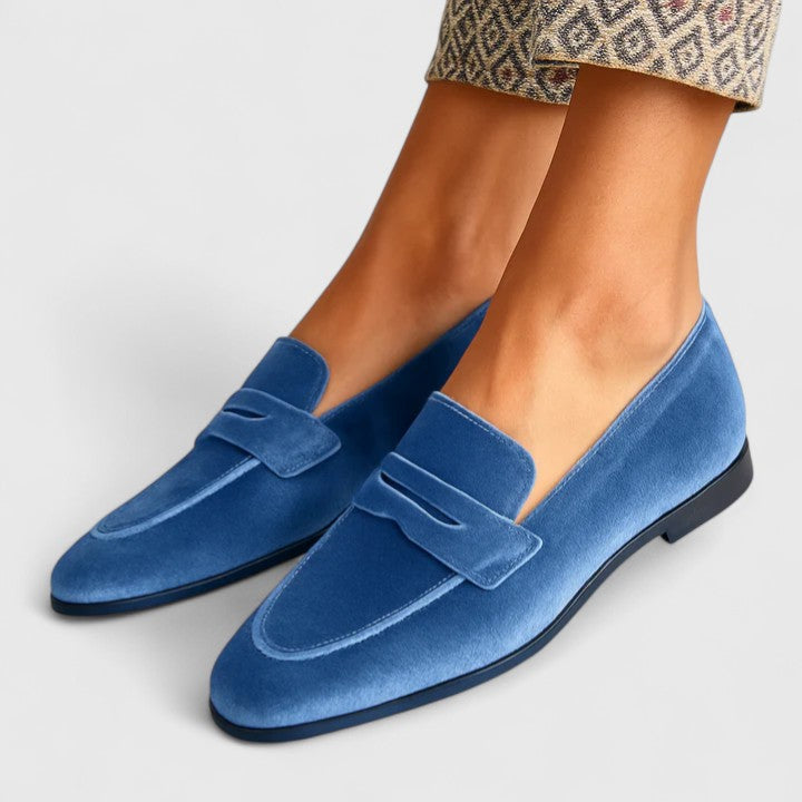 Threisa | mocasines sofisticados con acabado suave y diseño limpio