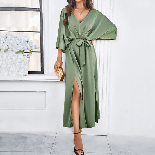 Socorro | Vestido maxi con escote en V y abertura lateral