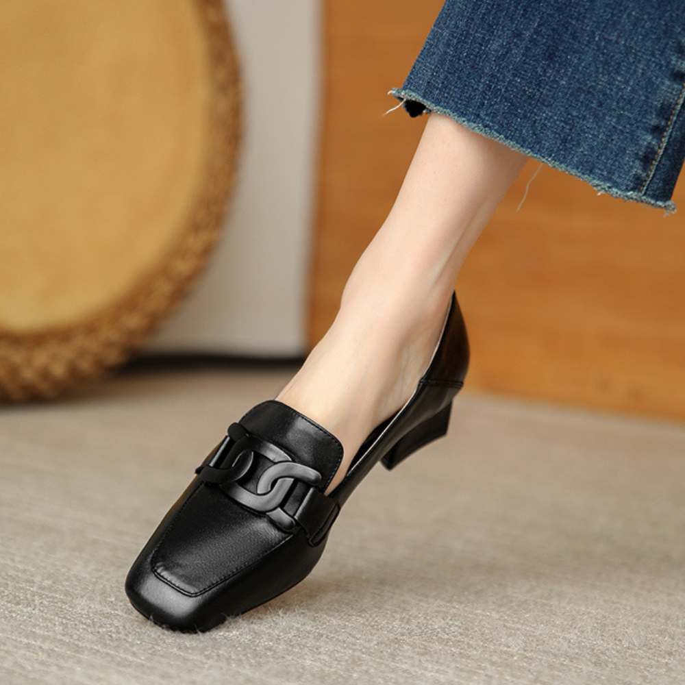 Clarisse | Damen-Mokassins mit niedrigem Absatz und elegantem Design  