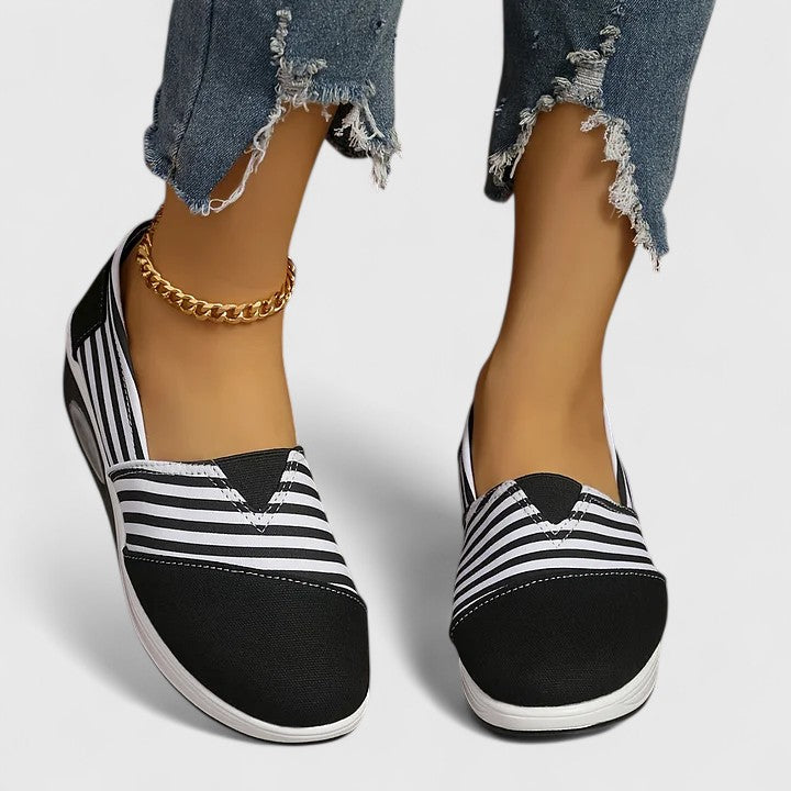 Julena | baskets orthopédiques sans lacets avec rayures et design