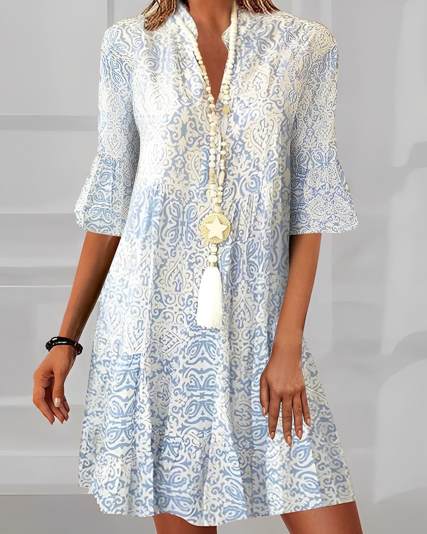 Calindra | Kurzes Damenkleid mit kurzen Ärmeln | Sommerlich  