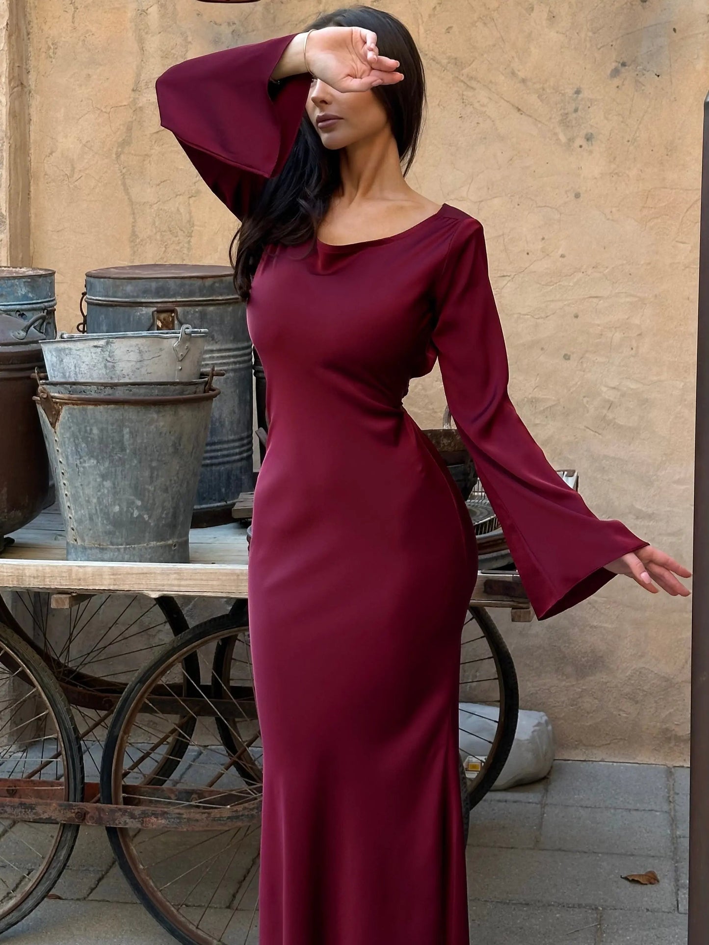 Aitana | Vestido maxi fluido para mujer con manga larga