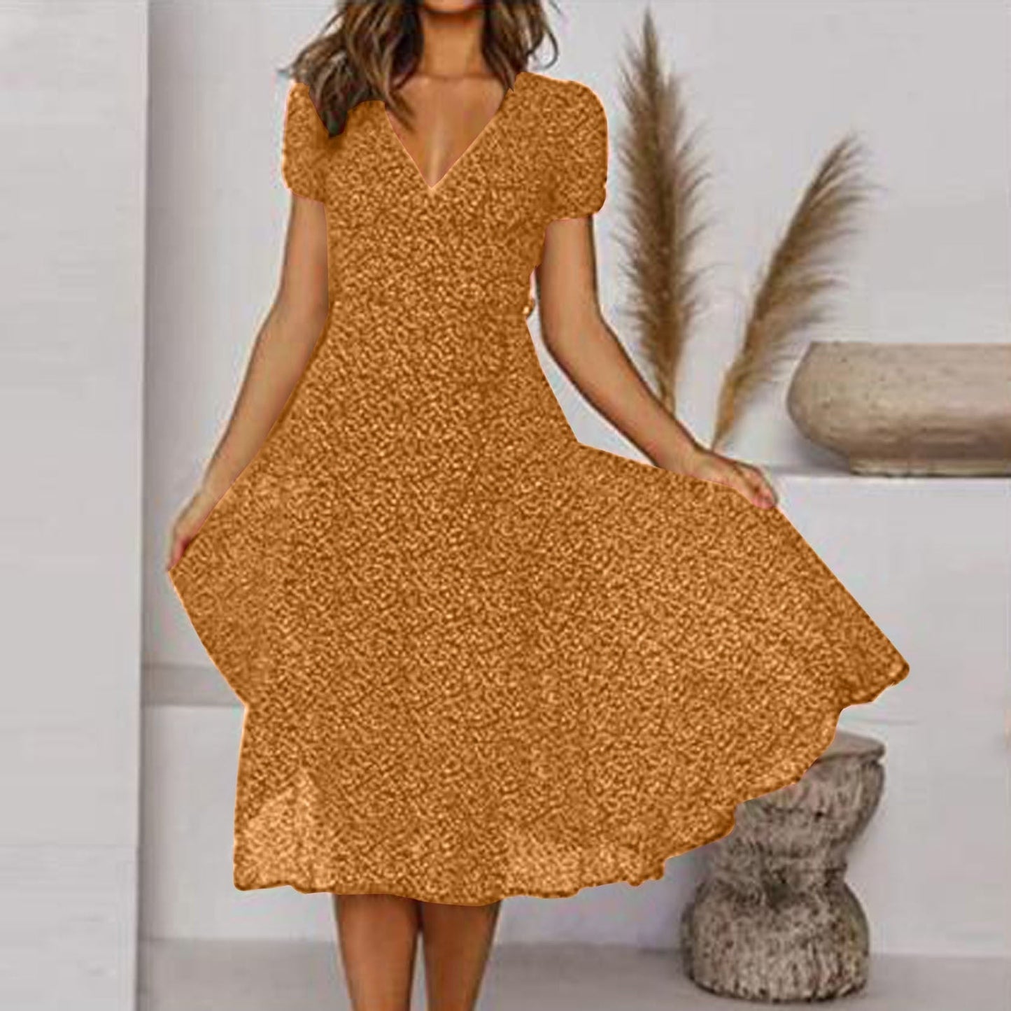 Teodora | Robe midi avec décolleté en V et manches courtes