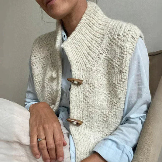 Marta | Cárdigan sin mangas para mujer con cuello alto y botones elegante | Versátil
