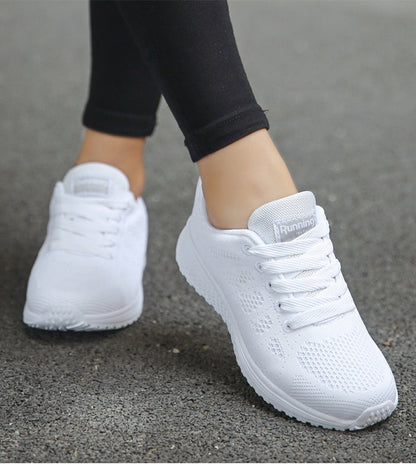 Blanca | Zapatillas ortopédicas con malla transpirable y cordones