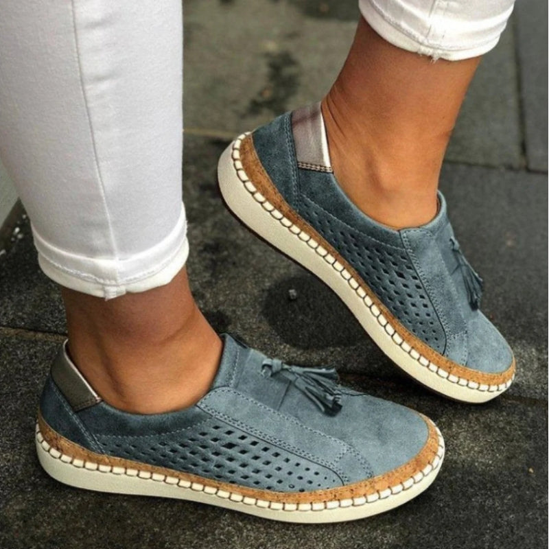 Elara | Zapatillas slip-on para mujer perforadas transpirables | Ligeras
