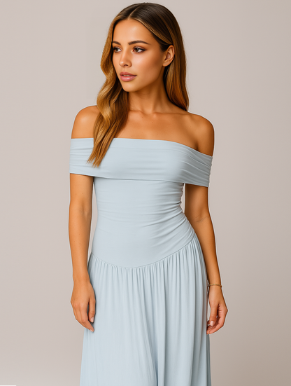 Dalia | Plissiertes Maxikleid für die Hochzeit mit schulterfreiem Design für Damen