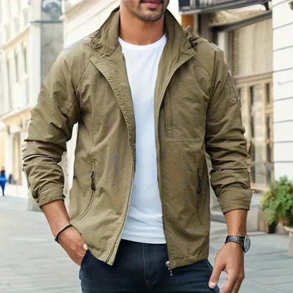 David | Chaqueta ligera para hombre con cuello alto y cremallera