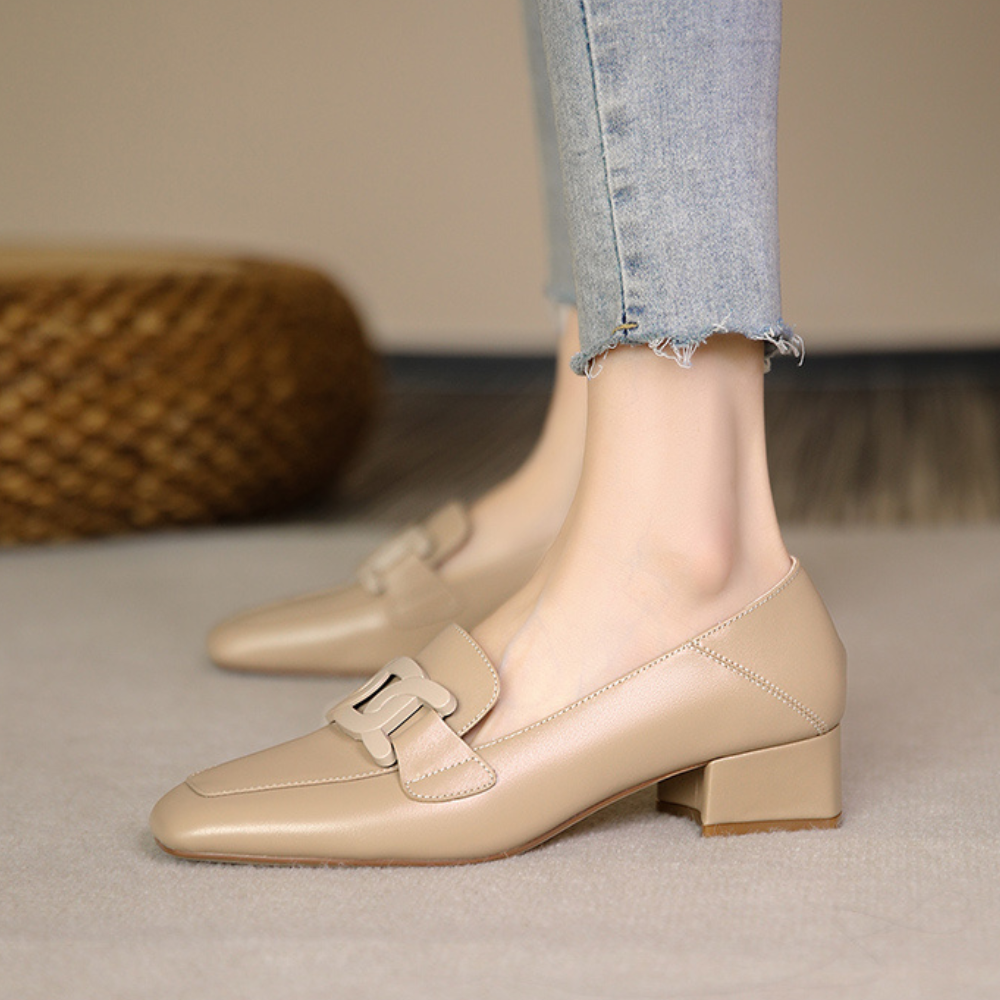 Clarisse | Damen-Mokassins mit niedrigem Absatz und elegantem Design  