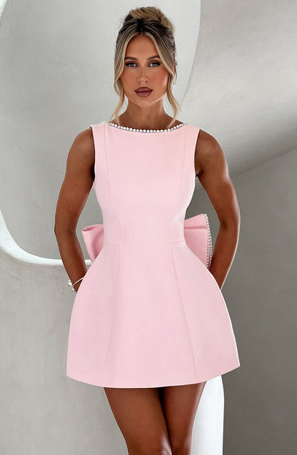 Tania | Vestido mini para mujer sin mangas con perlas y corte A