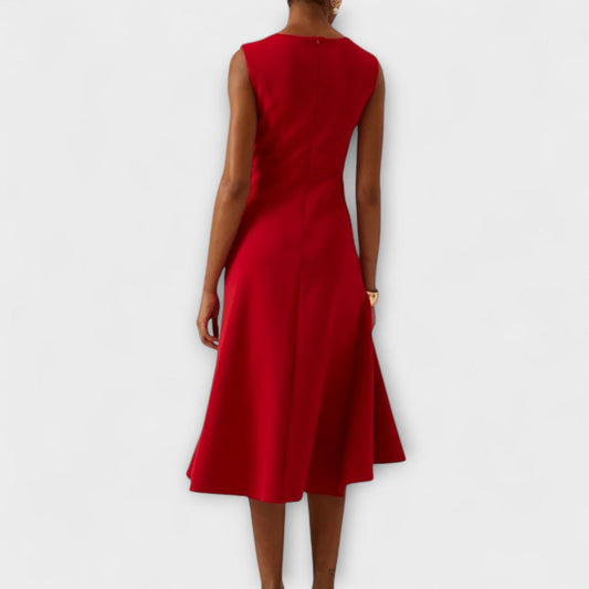 Waira | Vestido midi sin mangas con pliegues