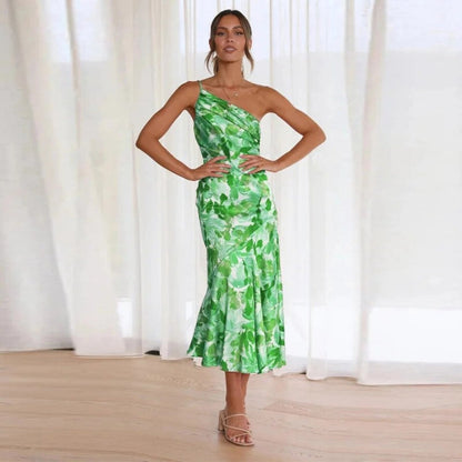 Carla | Maxikleid für den Sommer mit asymmetrischem Schnitt und Blumenmuster