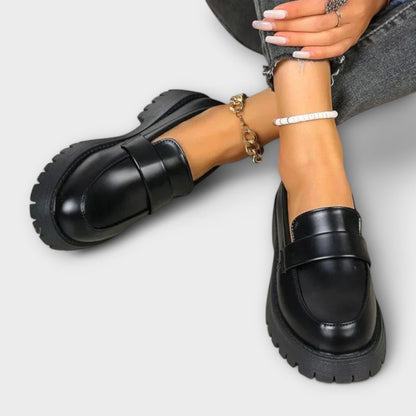 Pirela | mocasines ortopédicos con suela gruesa y diseño clásico
