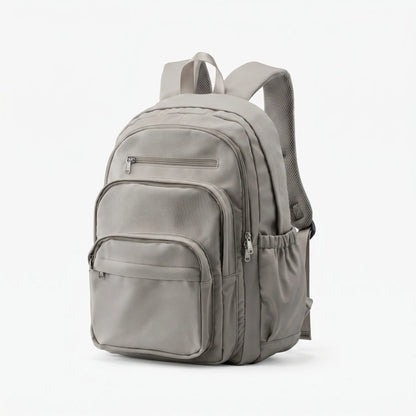 Momo | Mochila con varios bolsillos y bolsillo frontal amplio