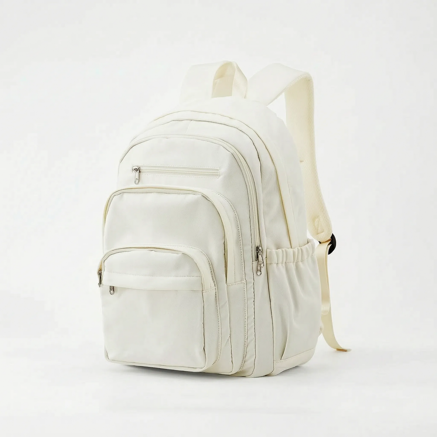 Momo | Mochila con varios bolsillos y bolsillo frontal amplio