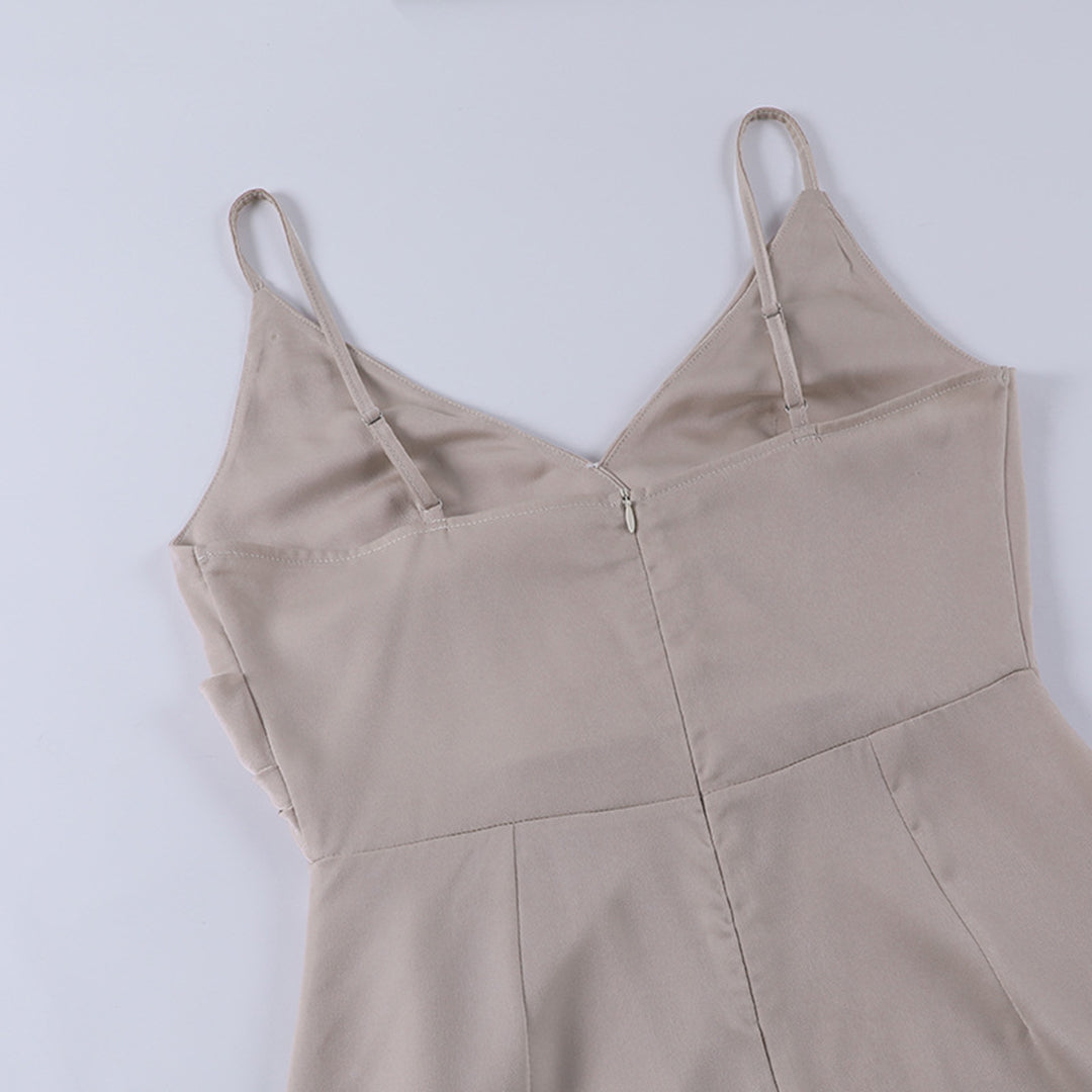 Isabel | Vestido satinado estilo Ibiza con abertura lateral