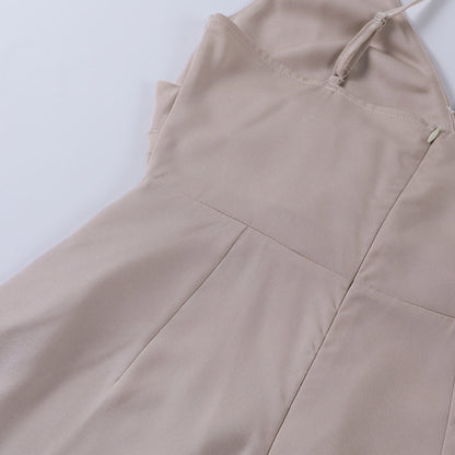 Isabel | Vestido satinado estilo Ibiza con abertura lateral