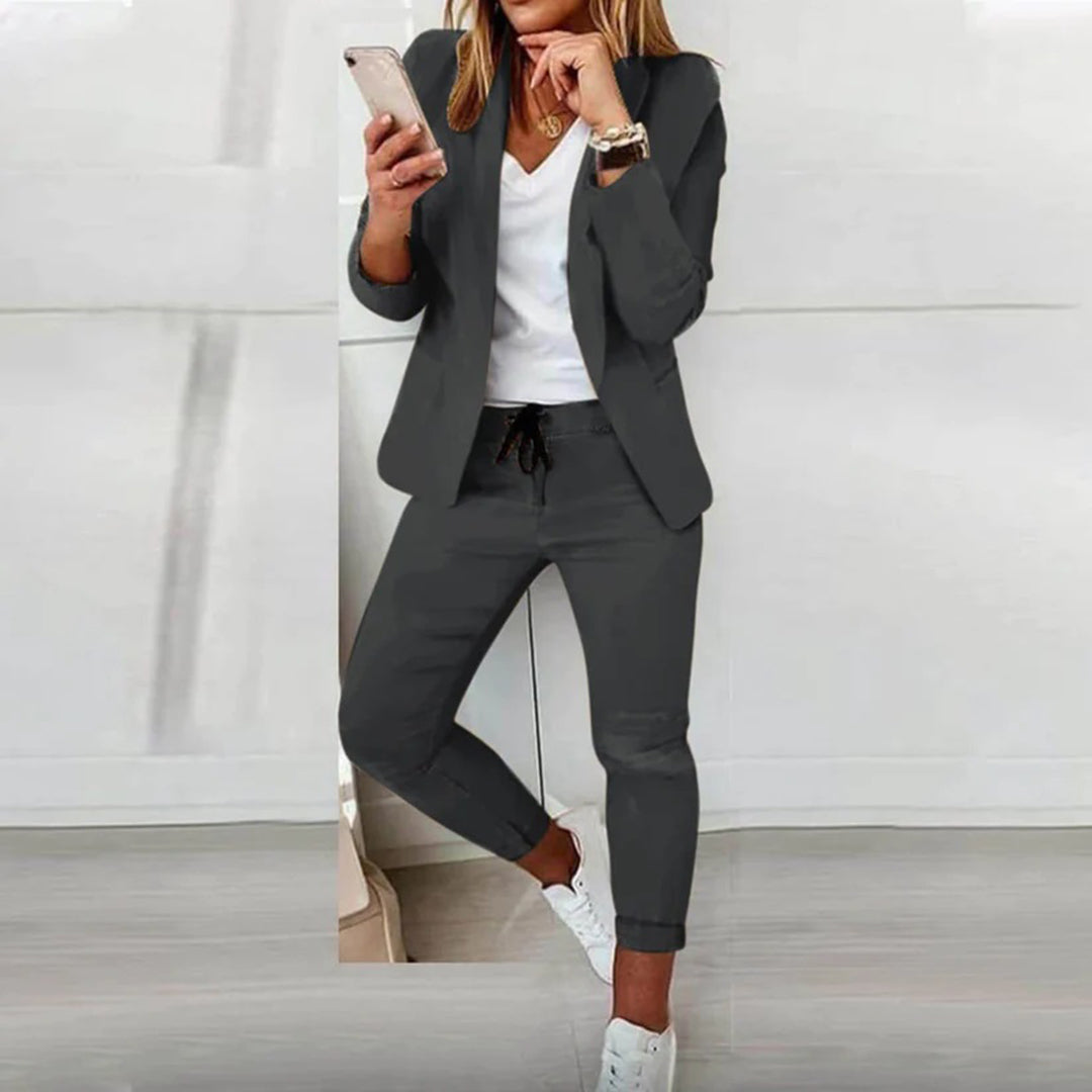 Melibea | Conjunto de primavera casual con blazer y joggers para mujer