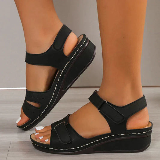 Lidia | Sandalias para mujer de verano con tiras ajustables y confort