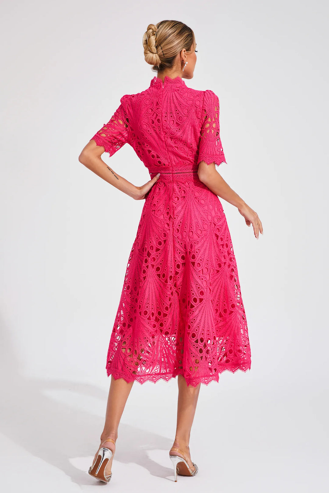 Leoncia | Robe midi élégante en dentelle pour femme
