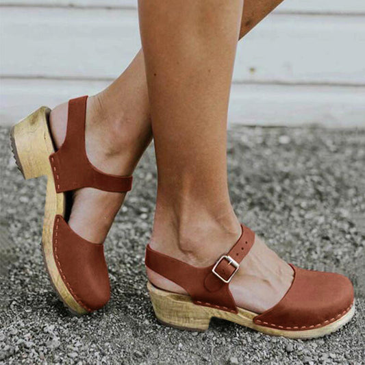 Sara | Sandalias ortopédicas con cuña y tira con hebilla