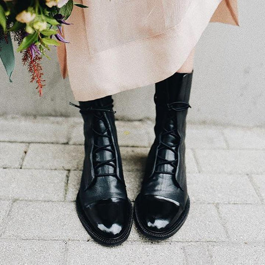 Botines de cuero con cordones
