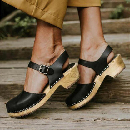 Sara | Sandalias ortopédicas con cuña y tira con hebilla