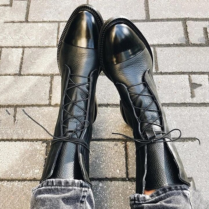 Botines de cuero con cordones
