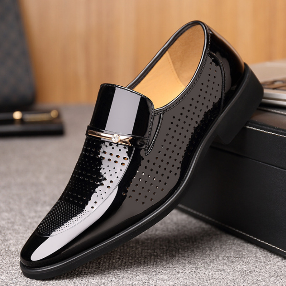 Kalem | Mocasines elegantes para hombre sin cordones con acabado brillante