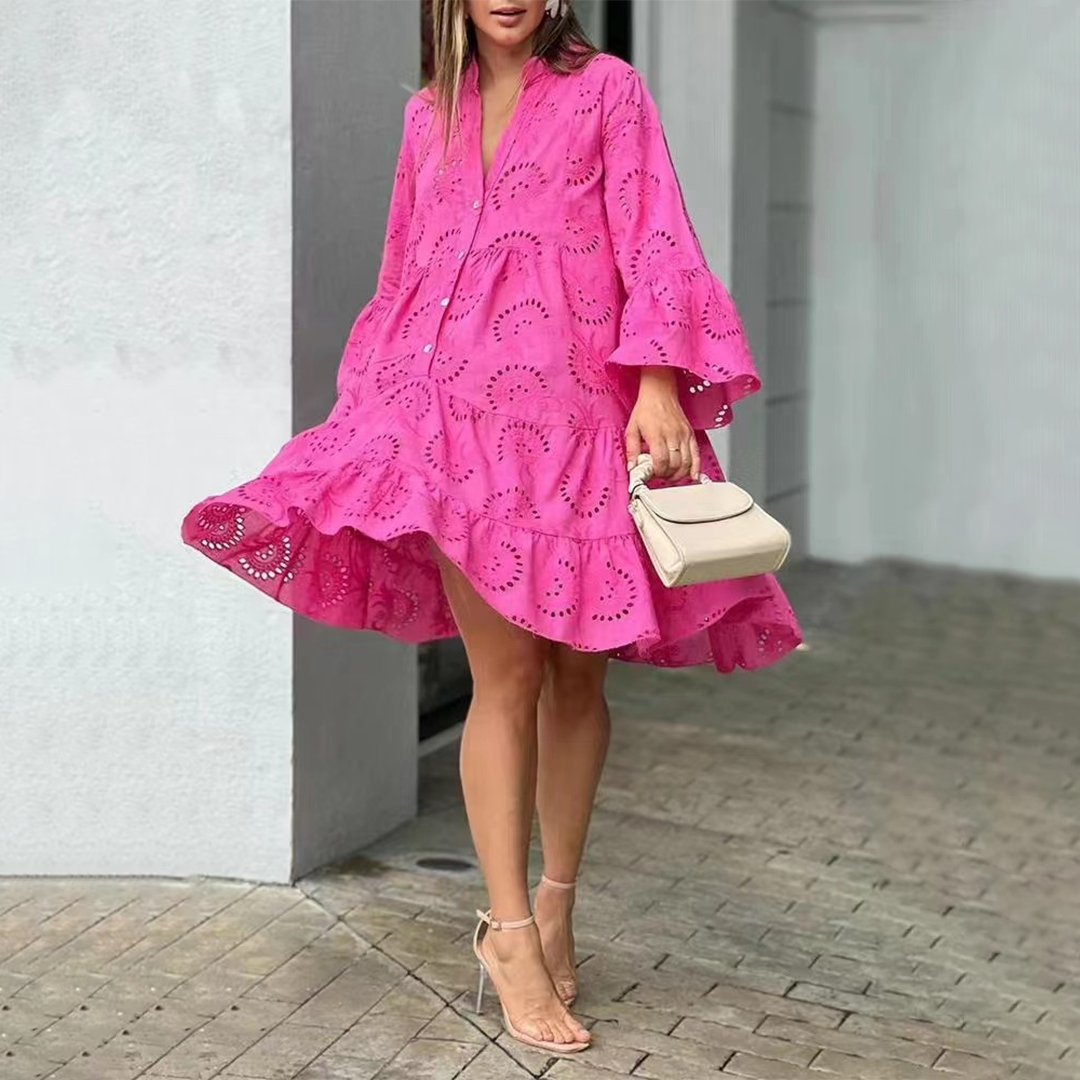 Emilia | Vestido de verano con bordado calado y manga larga