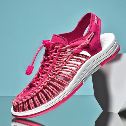Victoria | Sandalias cerradas con cordón ajustable y puntera