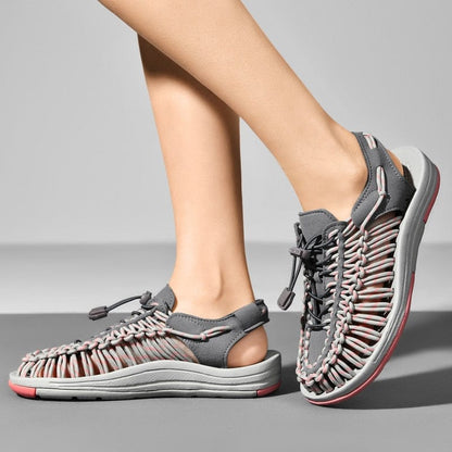 Victoria | Sandalias cerradas con cordón ajustable y puntera