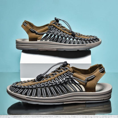 Victoria | Sandalias cerradas con cordón ajustable y puntera