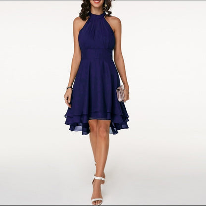 Emma | Vestido corto elegante de mujer con cuello halter y caída fluida