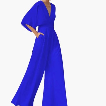 Guadalupe | Mono de boda para mujer con cuello en V y mangas cortas