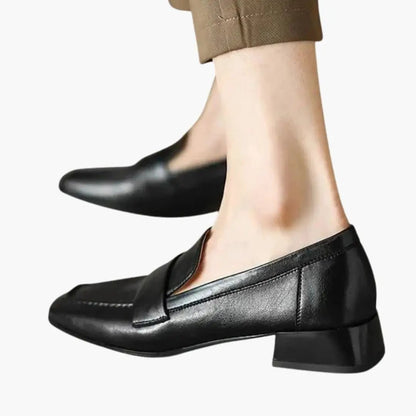 Renata | Orthopädische Damenschuhe mit Fußgewölbe und Sohle