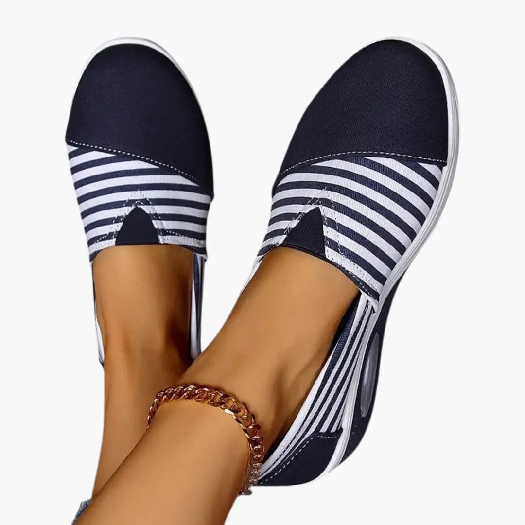Lorena | Zapatillas ortopédicas para mujer con slip on y textura