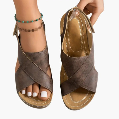 Estela | Sandalias de cuña para mujer con plantilla acolchada y plataforma