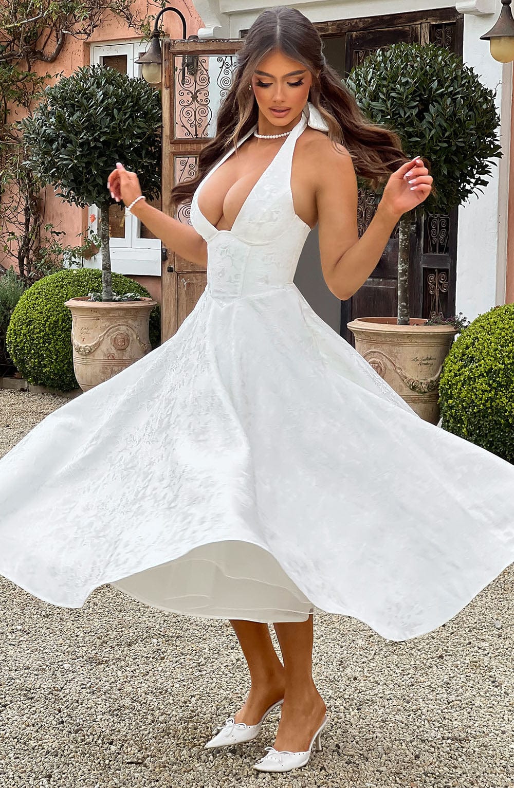 Brinella | Vestido midi estilo halter con escote elegante para mujer