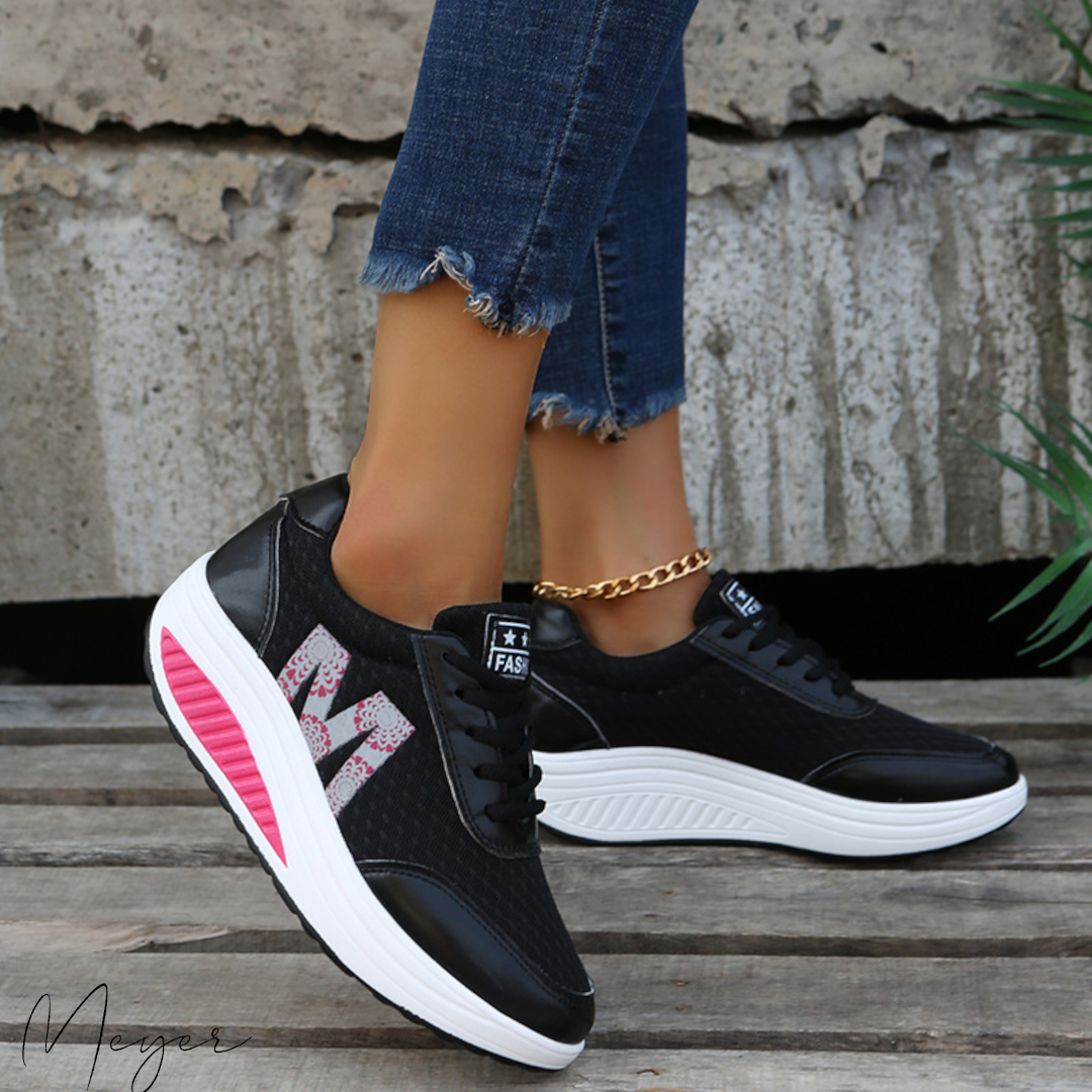 Rocío | Zapatillas ortopédicas con malla transpirable y cordones