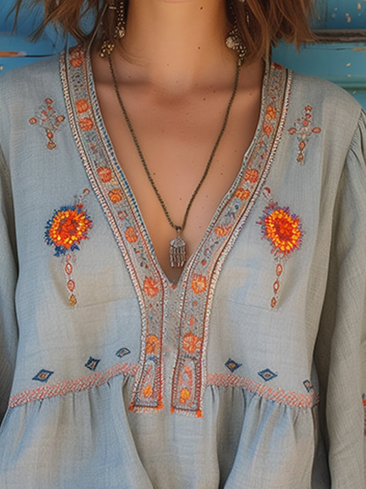 Elaria | Blusa para mujer con bordado y escote en V de estilo bohemio
