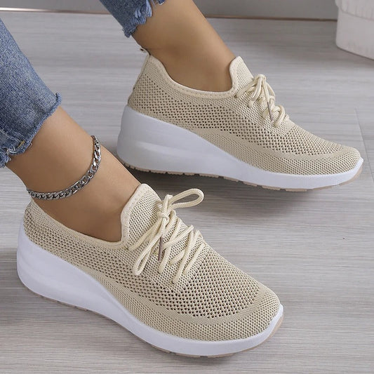 Velmira | Zapatillas para mujer con cordones y diseño cómodo y ligero