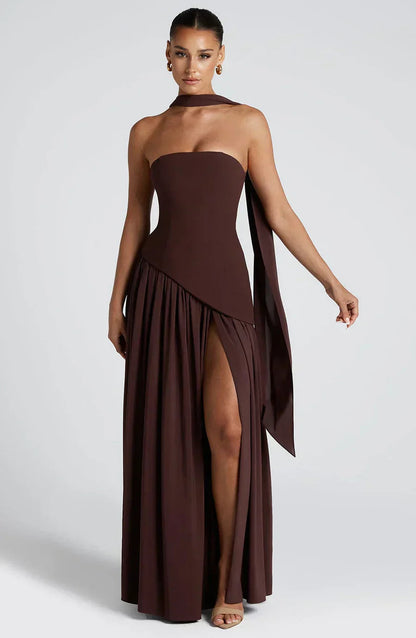 Talina | Asymmetrisches trägerloses Maxikleid für Damen