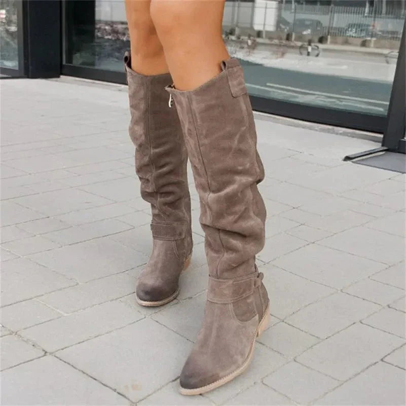 Botas largas de ante con cremallera
