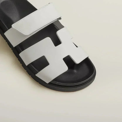 Almira | Sandalias para mujer con tiras ajustables y diseño moderno de verano