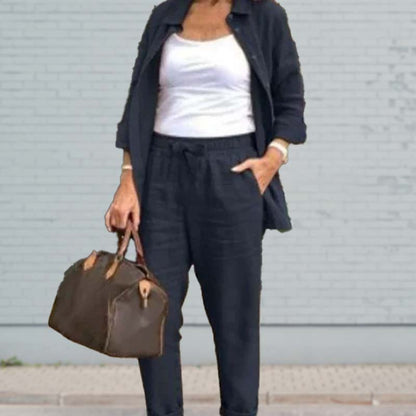 Mercedes | Zweiteiliges Damenoutfit mit Hemd und Hose mit Kordelzug  