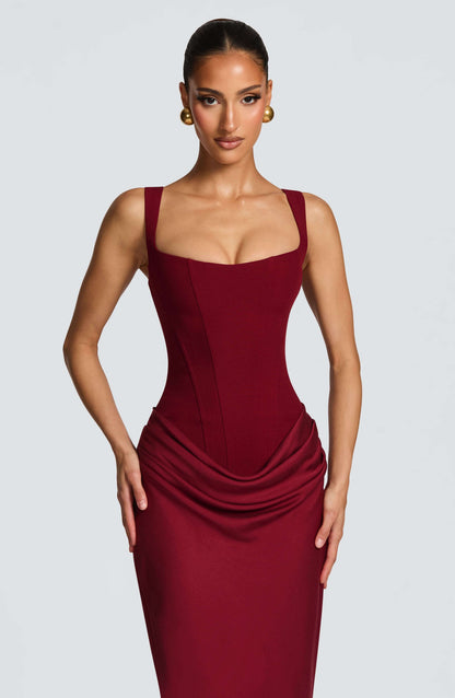 Elira | Vestido maxi para mujer sin mangas y corte ajustado estilo boda