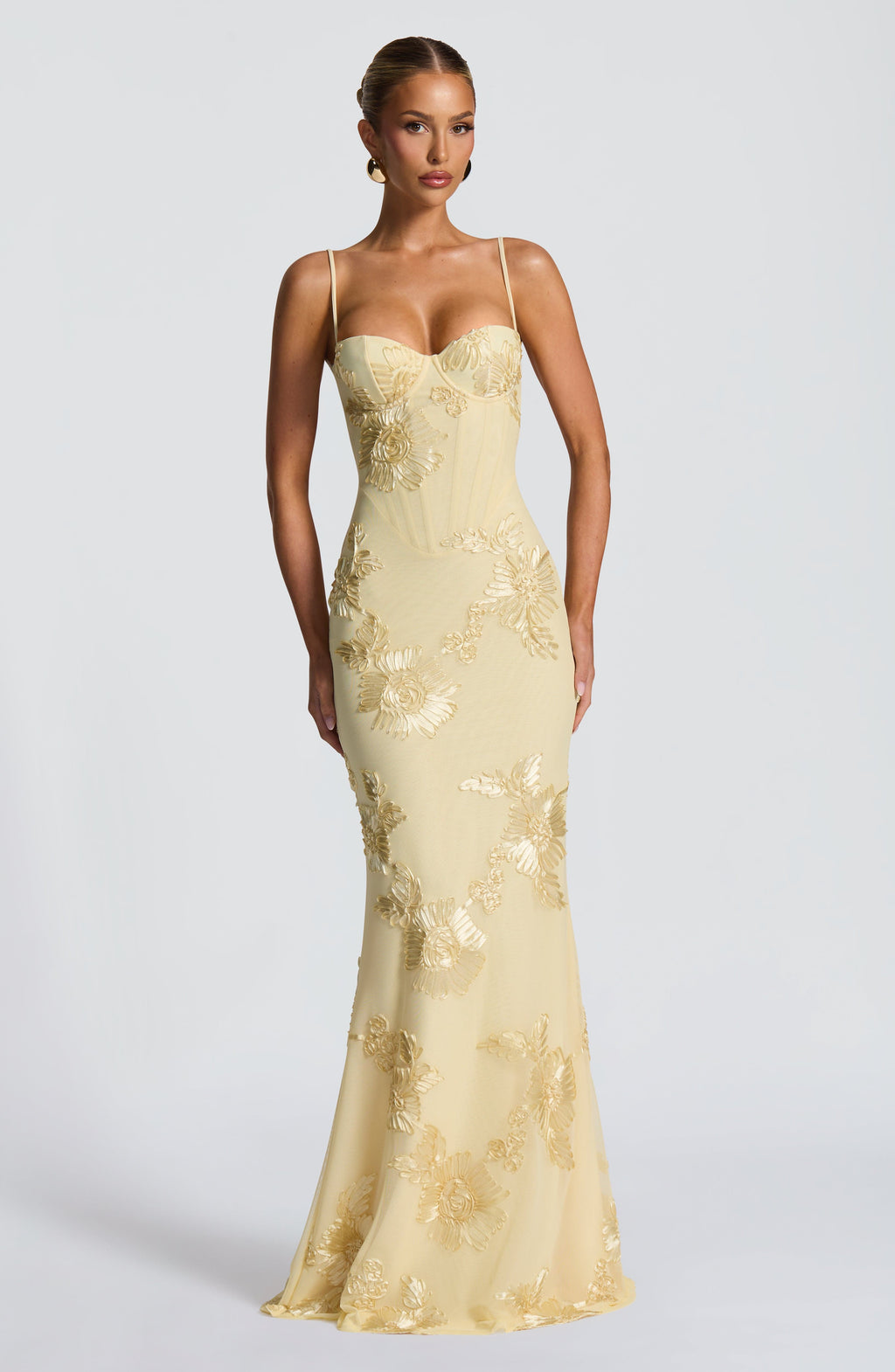 Elora | Vestido maxi para mujer con flores bordadas estilo boda